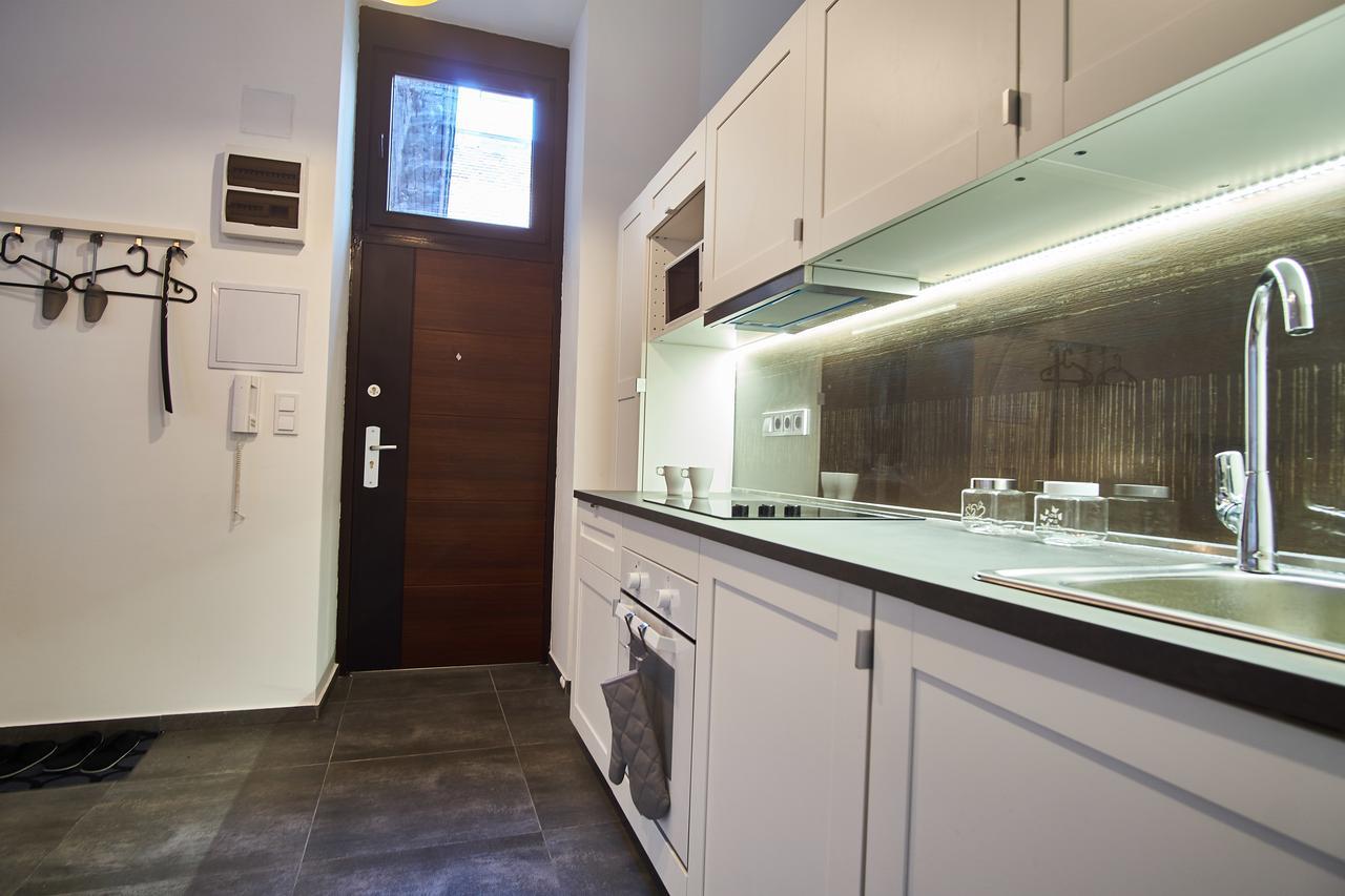 Design Apartment In The City Center With Ac Budapeste Exterior foto