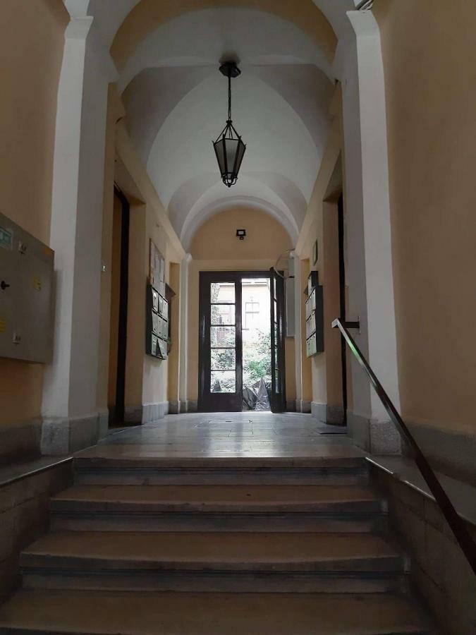 Design Apartment In The City Center With Ac Budapeste Exterior foto